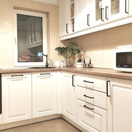 Cosy Boutique 61 Sqm Apartment - Private Parking - Ten Blocks Residence Бухарест Экстерьер фото